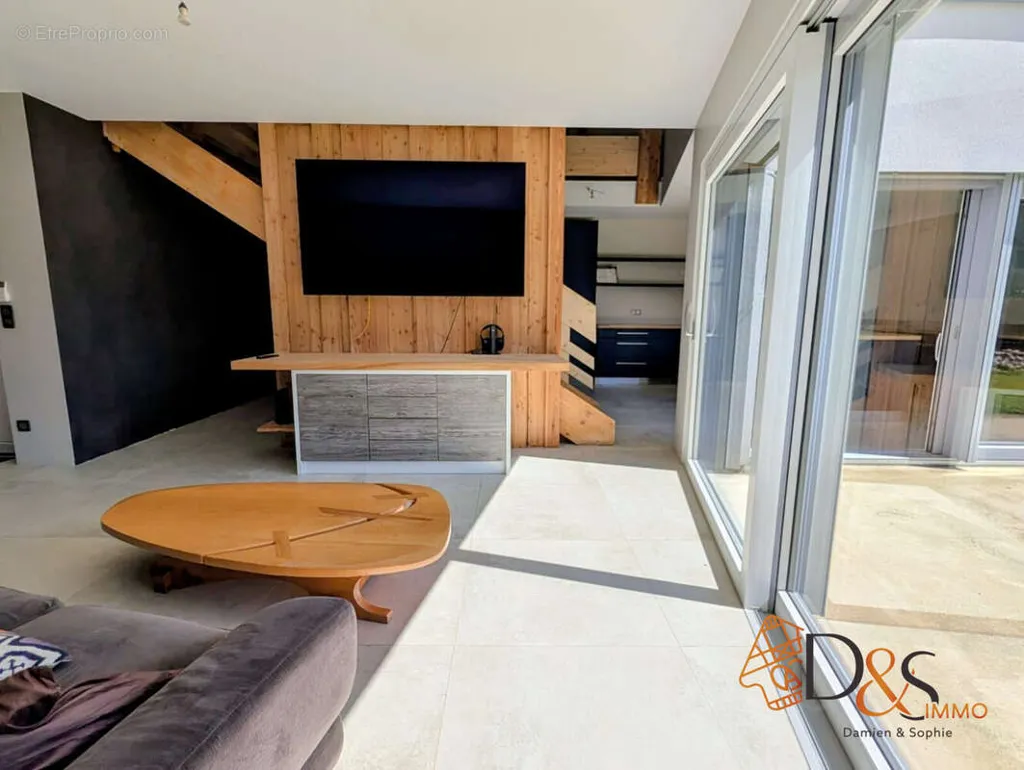 Elutuba - Contemporary Villa with River View in Sentheim