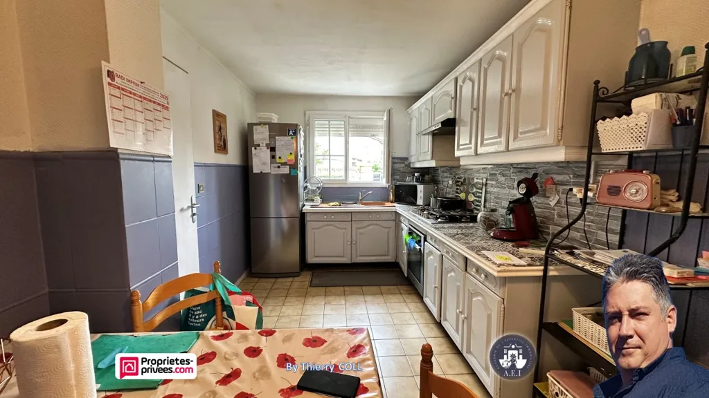Cucina - House with Garden in Saint-Fons