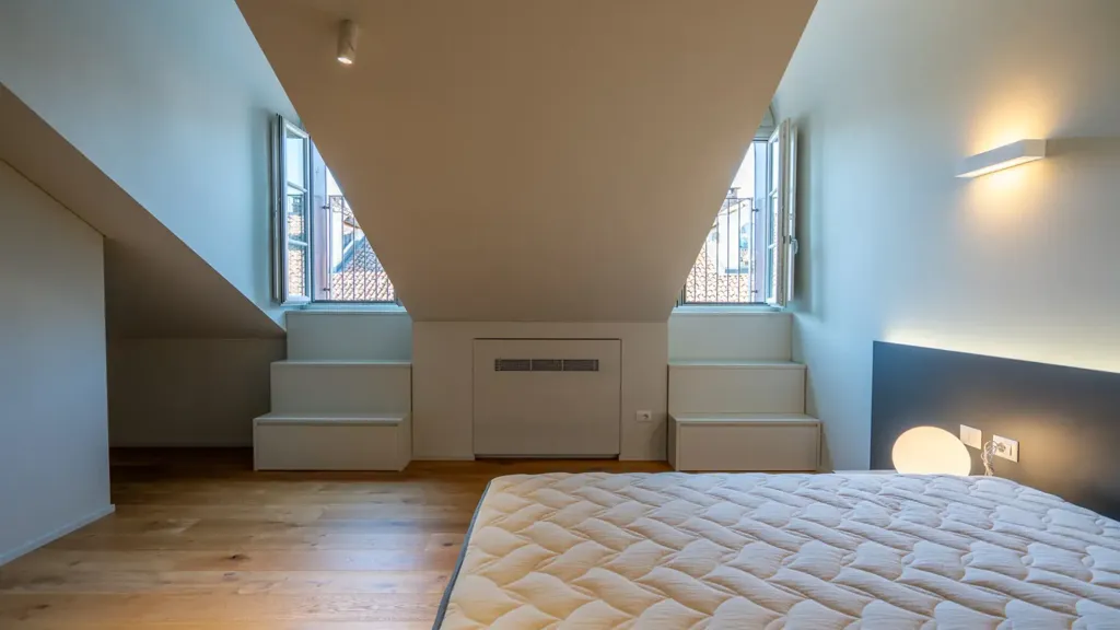 Chambres - Appartement 4 pièces à IT