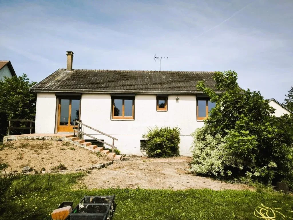 Extérieur - Maison Individuelle avec Jardin Clos près d'Artenay