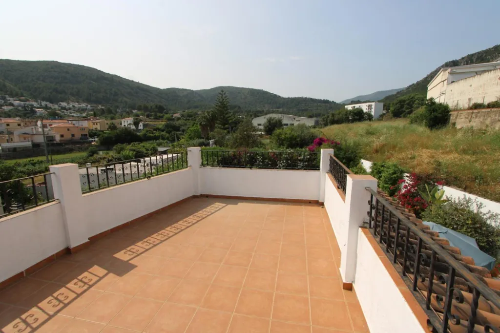 Terrass - Villa with Private Pool in Orba