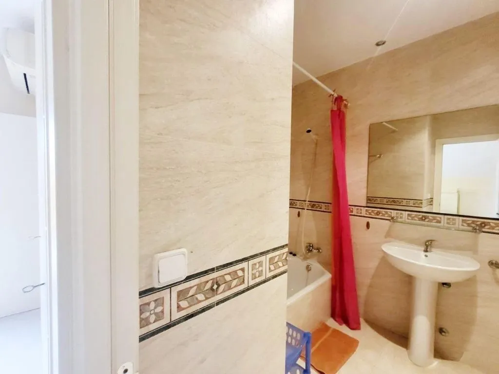 Salles de bain - Luxury Penthouse with Pool in Denia