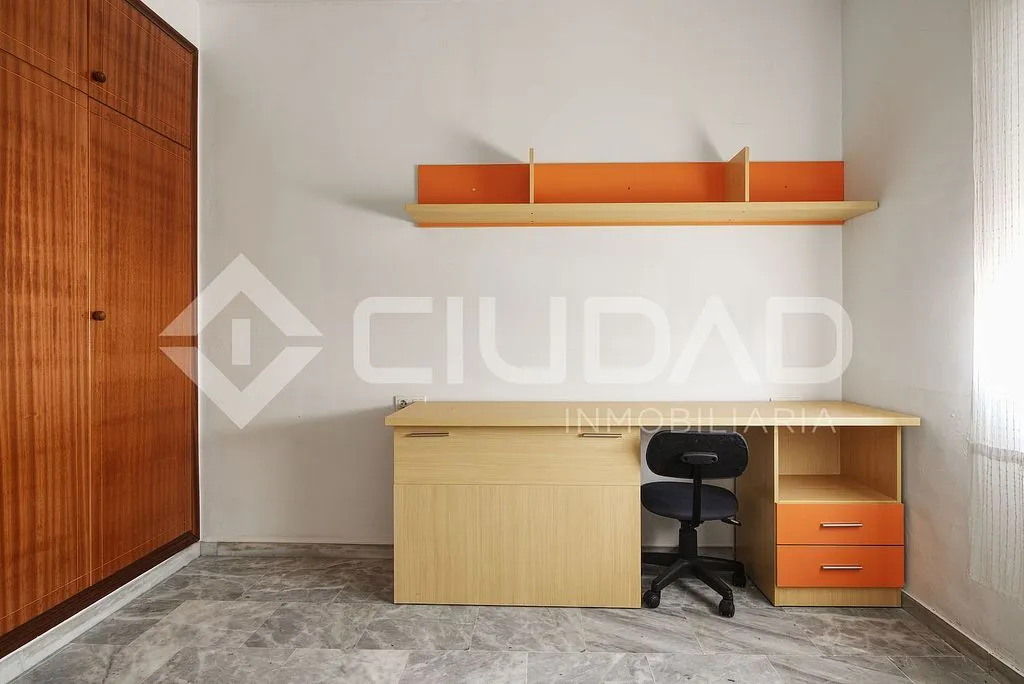 Kabinet - Terraced House with Air Conditioning in Isla Mayor