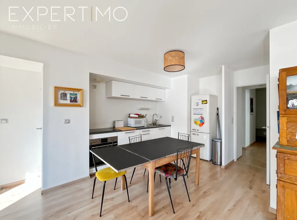 Cuisine - Appartement 4 pièces avec terrasse à Rennes