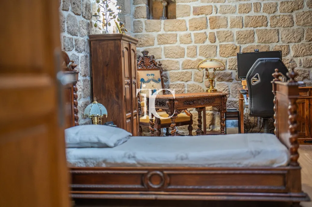 Chambres - Maison de Village en Pierre avec Piscine à Lablachère