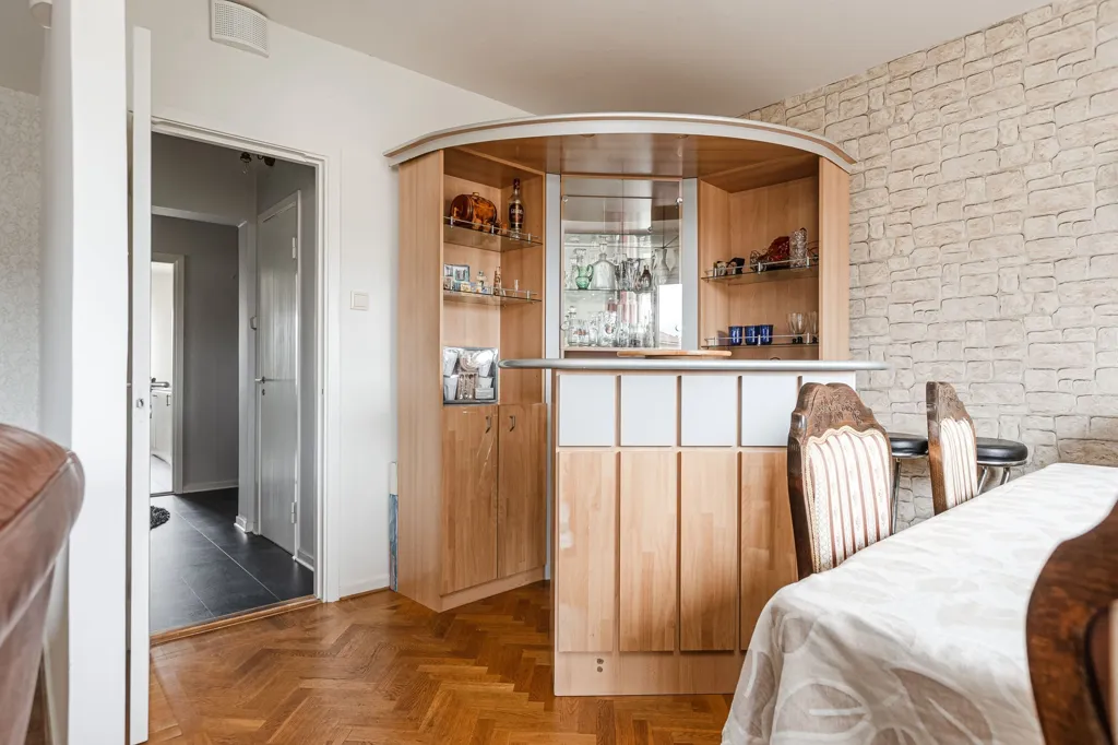 Sala da pranzo - Apartment with Balcony in Skillingaryd
