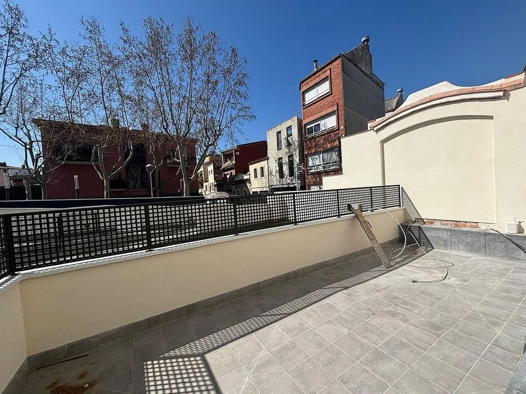 Terrass - Modern Flat with Air Conditioning in Sabadell