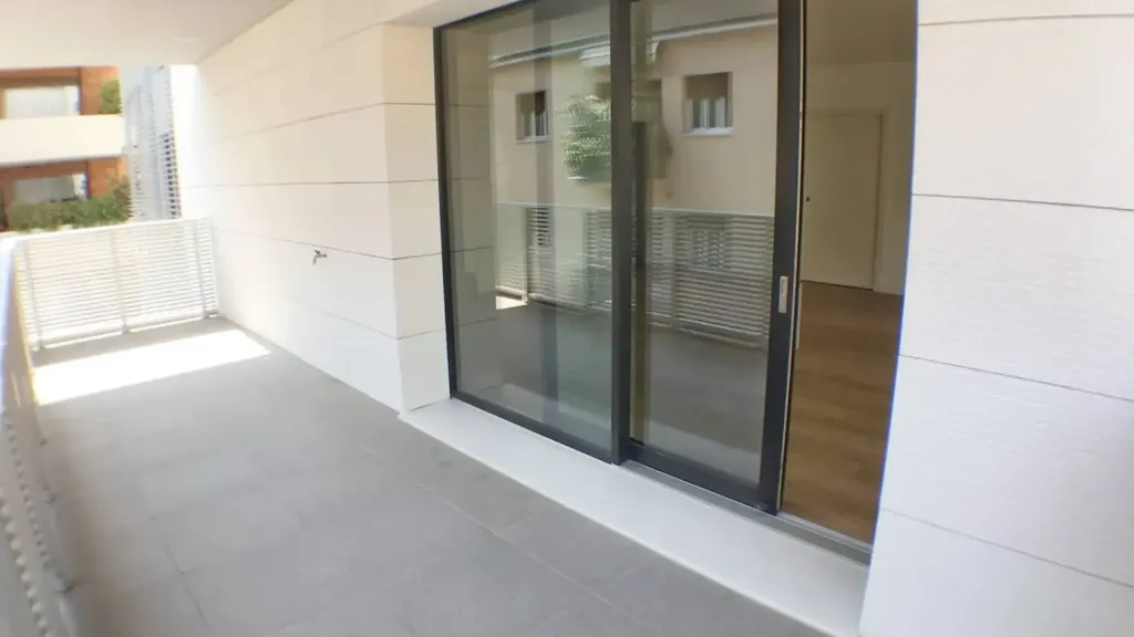 Balcon - Modern Apartment with Wellness Area in Bergamo