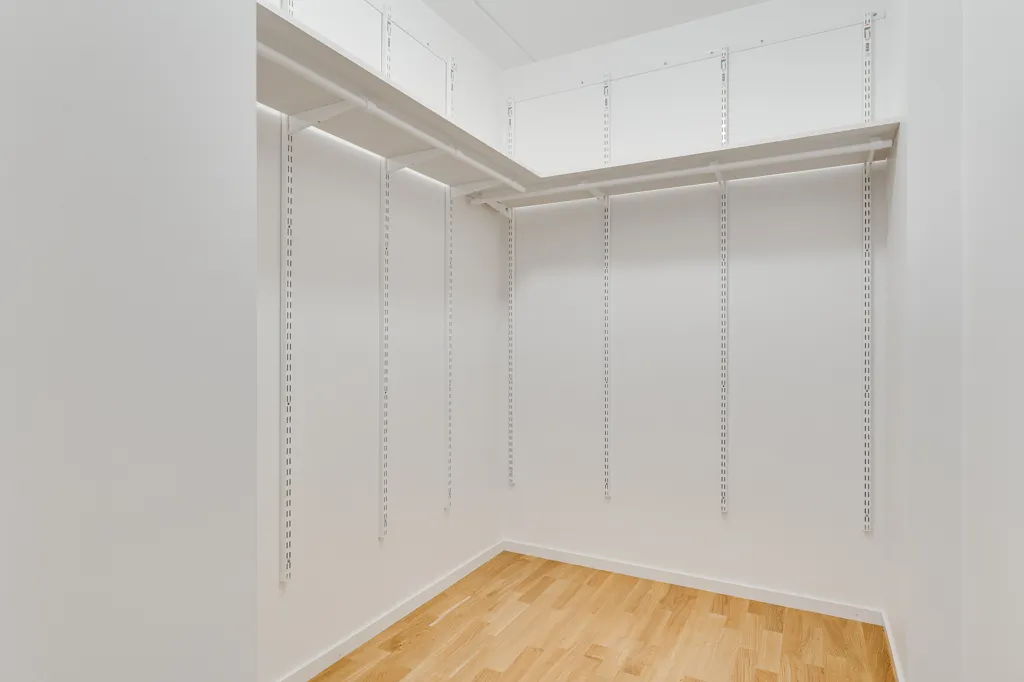 closet_dressing