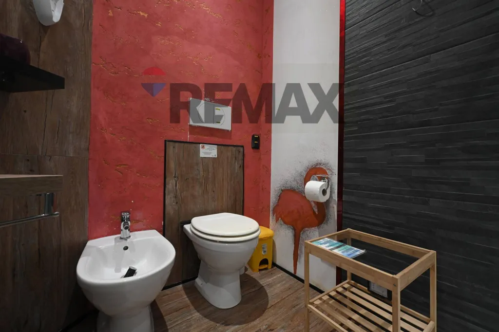 Salles de bain - Renovated Apartment with Two Balconies in Modena Centre