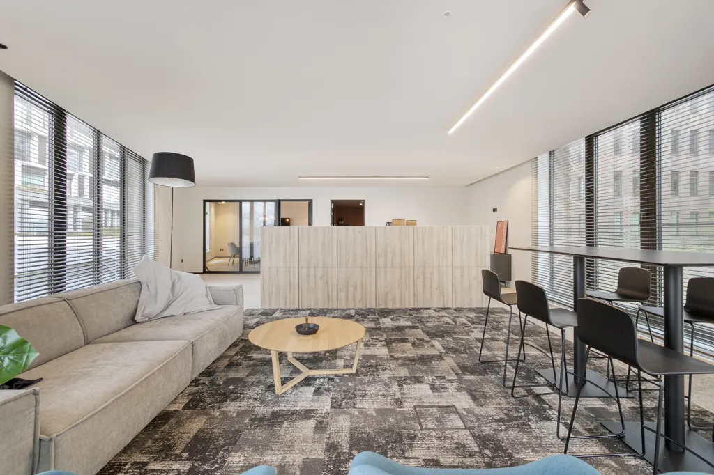 Séjour - Bureaux à Louer avec Vue Promenade à Bruges