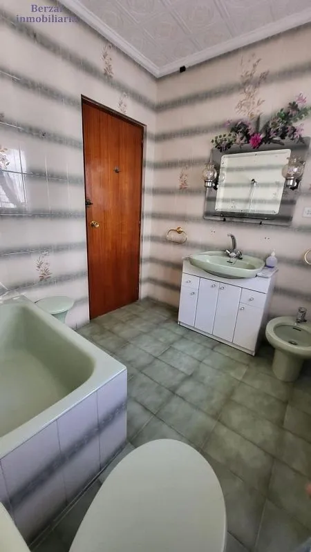 Bathrooms - Attic Flat with Terrace in Logroño's Old Town