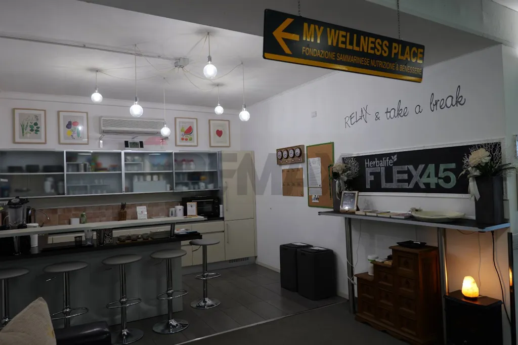 Rooms - Professional Space with Parking in Rovereta