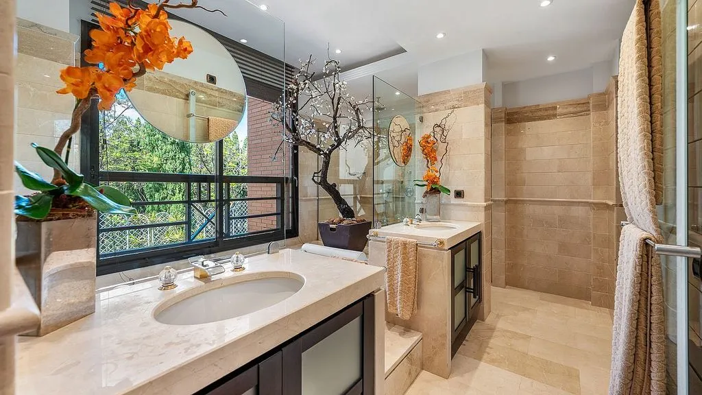 Salles de bain - Luxury Apartment with Sea View in Puerto Banús
