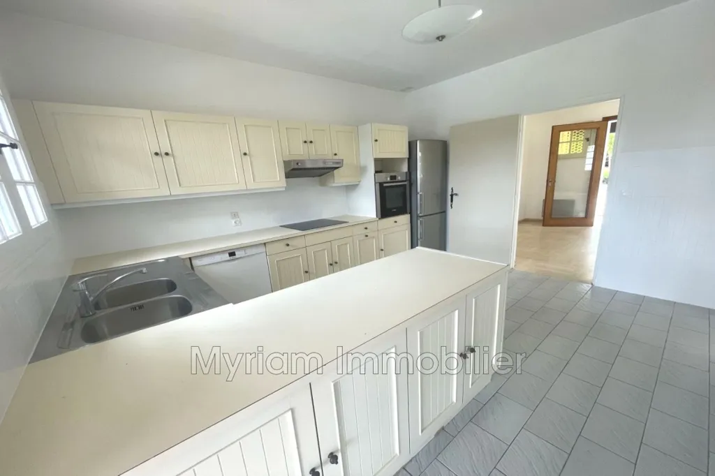 Cucina - Charming Villa with Pool in Peymeinade
