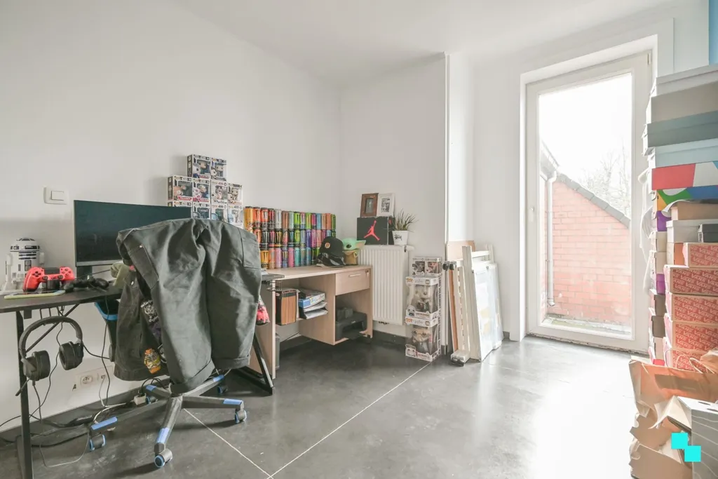 Bureau - Maison Rénovée avec Jardin à Izegem