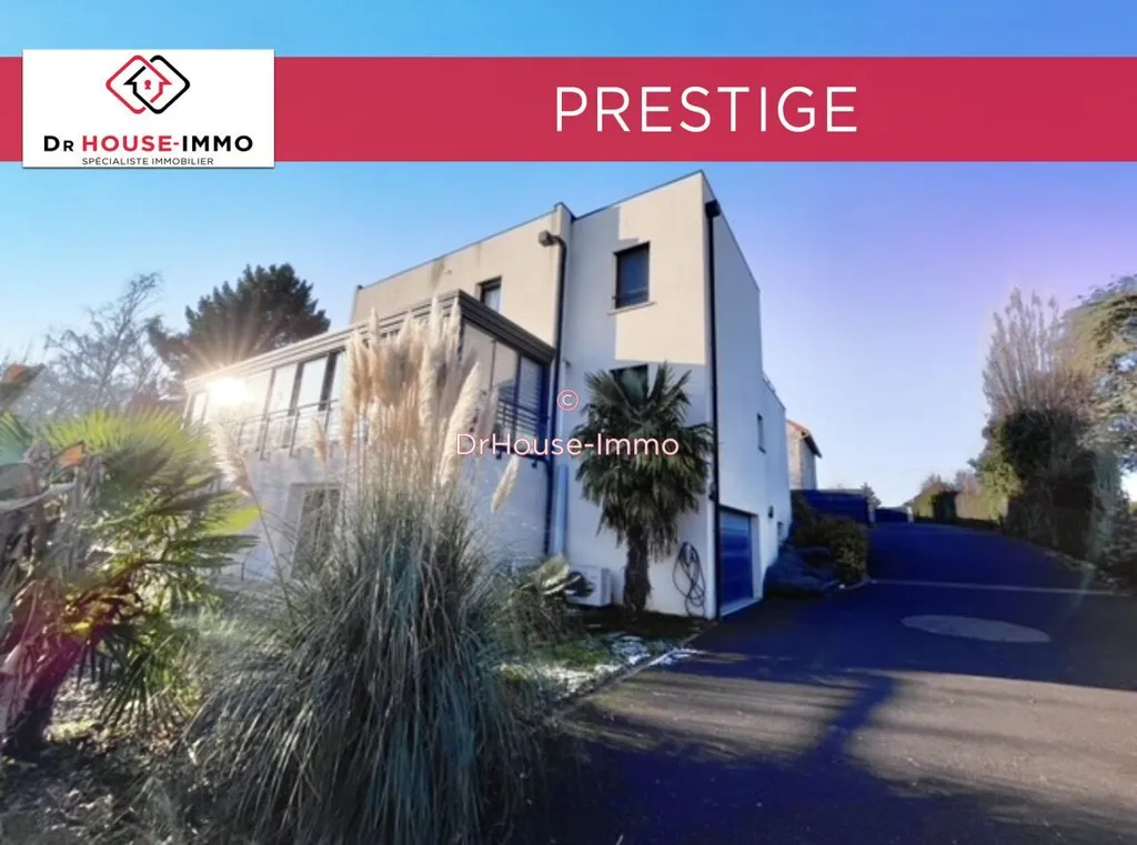 Extérieur - Maison avec Piscine et Jardin à Amilly