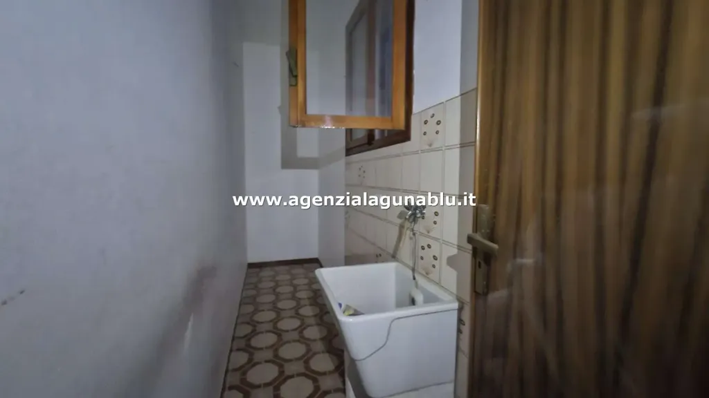 Bagni - Multi-level Villa with Terrace in Mazara del Vallo
