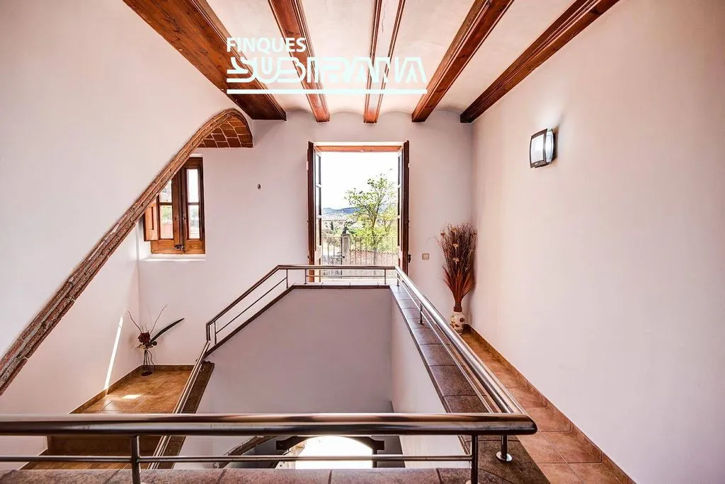 Pièces - Restored Farmhouse with Pool in Igualada