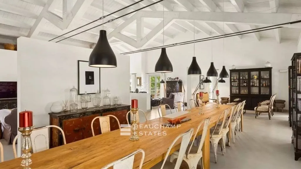 Salle à manger - Villa Luxueuse avec Piscine à Grasse
