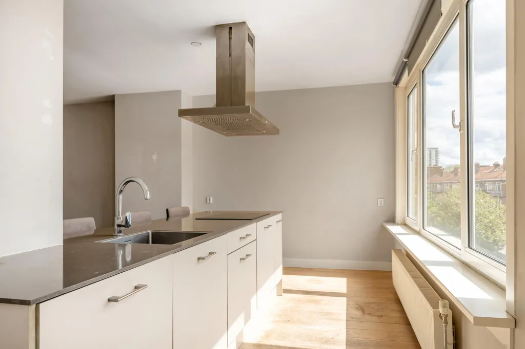 Cucina - Galerijflat with Skyline View in Charlois