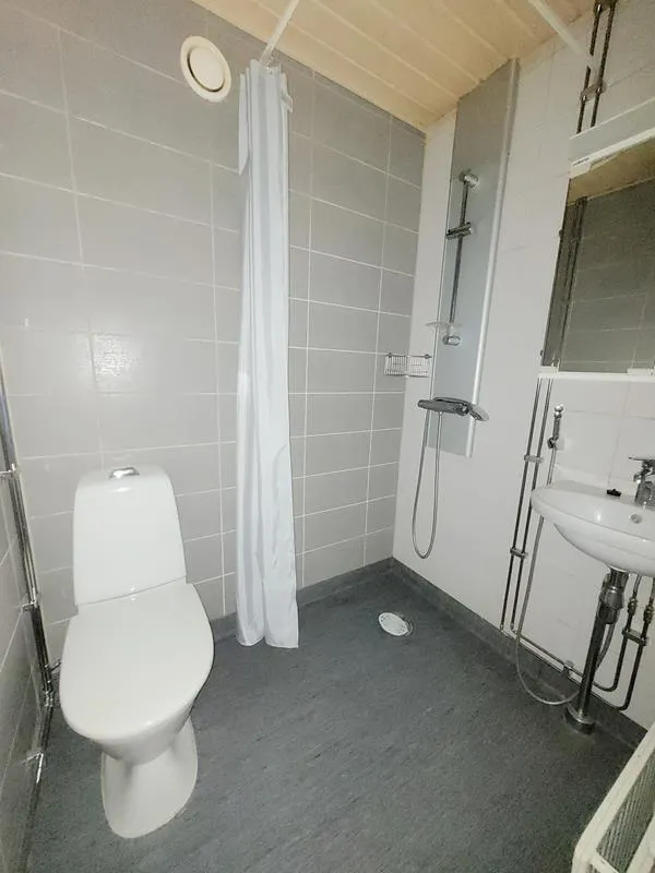 Bagni - One-Bedroom Flat with Balcony in Kypärämäki, Jyväskylä