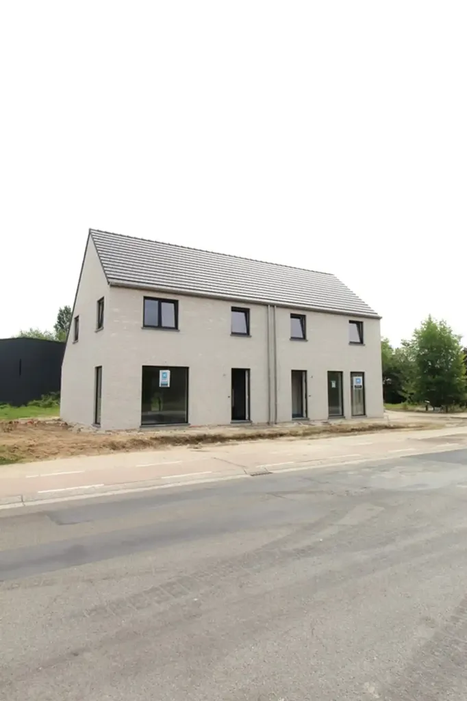 Välivaade - Semi-Open New Build Homes near Rumbeke Centre