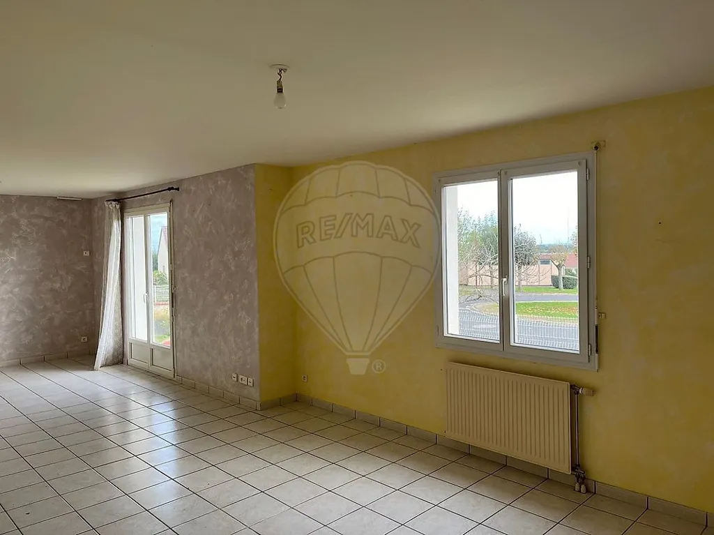 Elutuba - House with Garden in Savigny en Sancerre