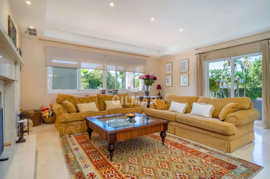 Elutuba - Luxury Villa with Sea View in Benahavís