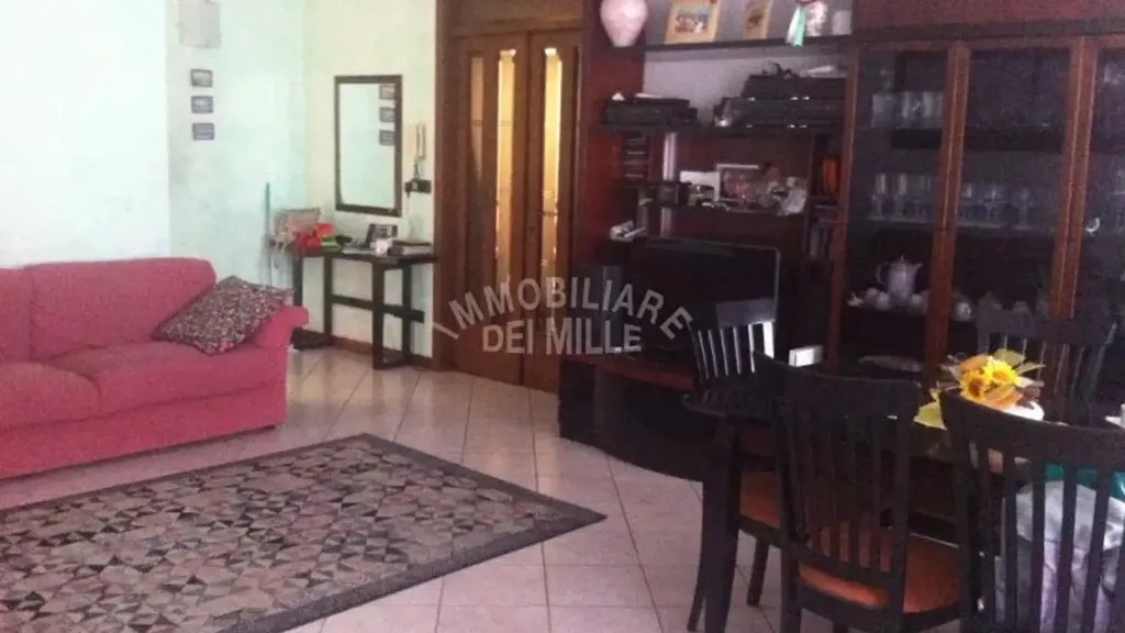 Living Room - Single House with Workshop in Cadelbosco di Sopra