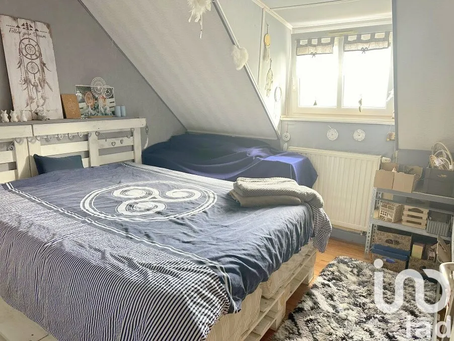 Chambres - Maison Traditionnelle avec Jardin à Kerpert