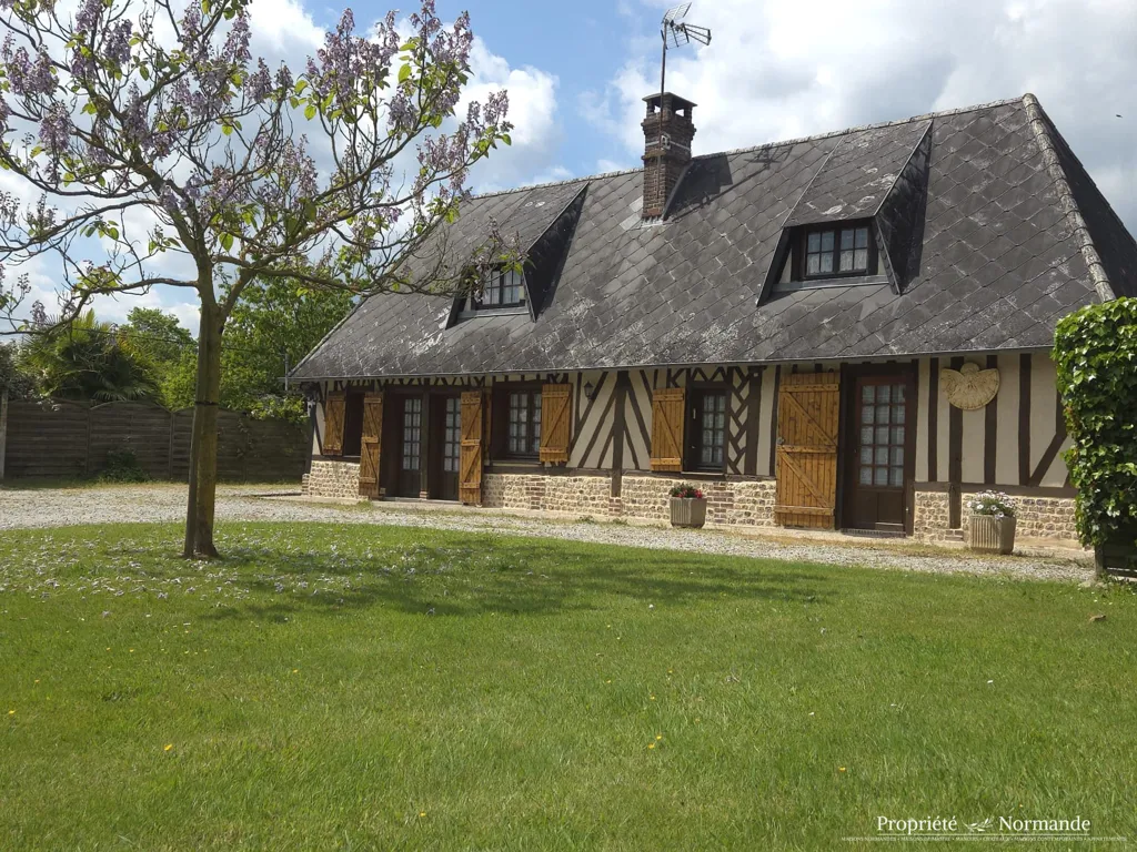 Välivaade - Norman House with Garden in Cormeilles