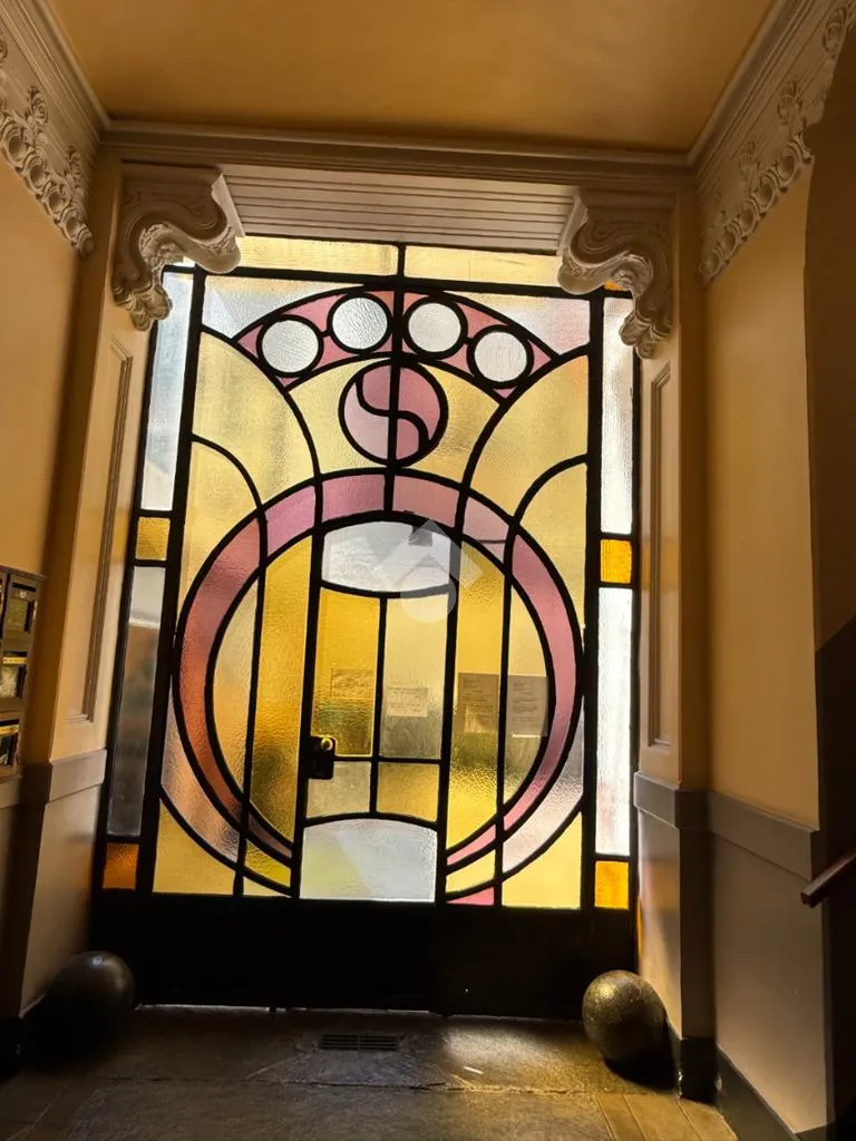 Entrée - Liberty Style Flat with Ascender in Turin