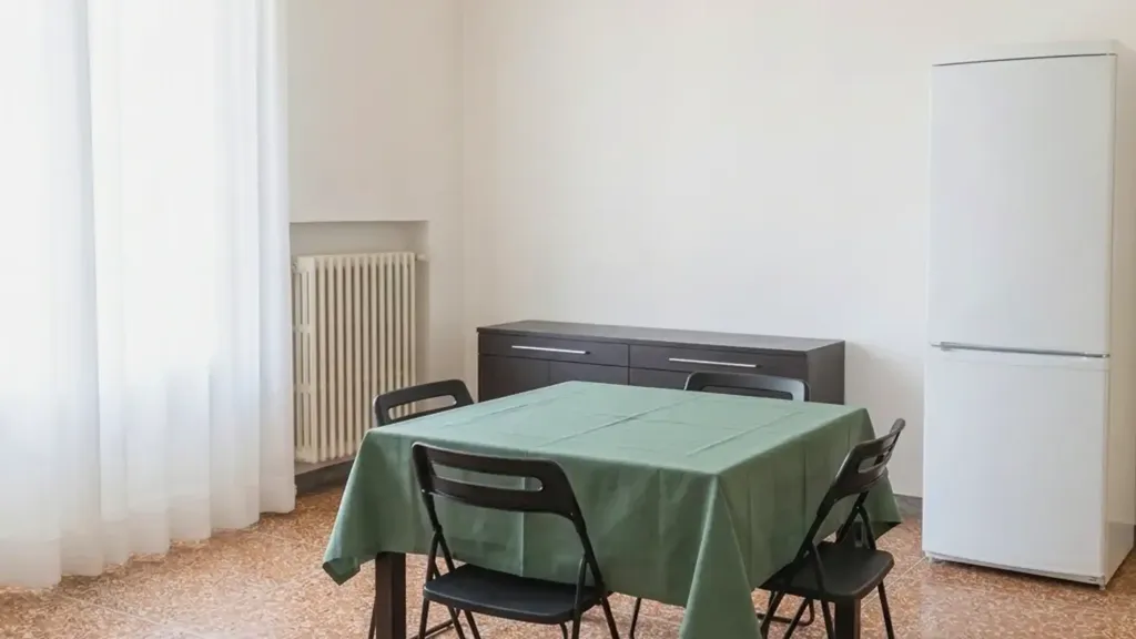 Salle à manger - Student-Friendly Apartment with Balcony in Bologna