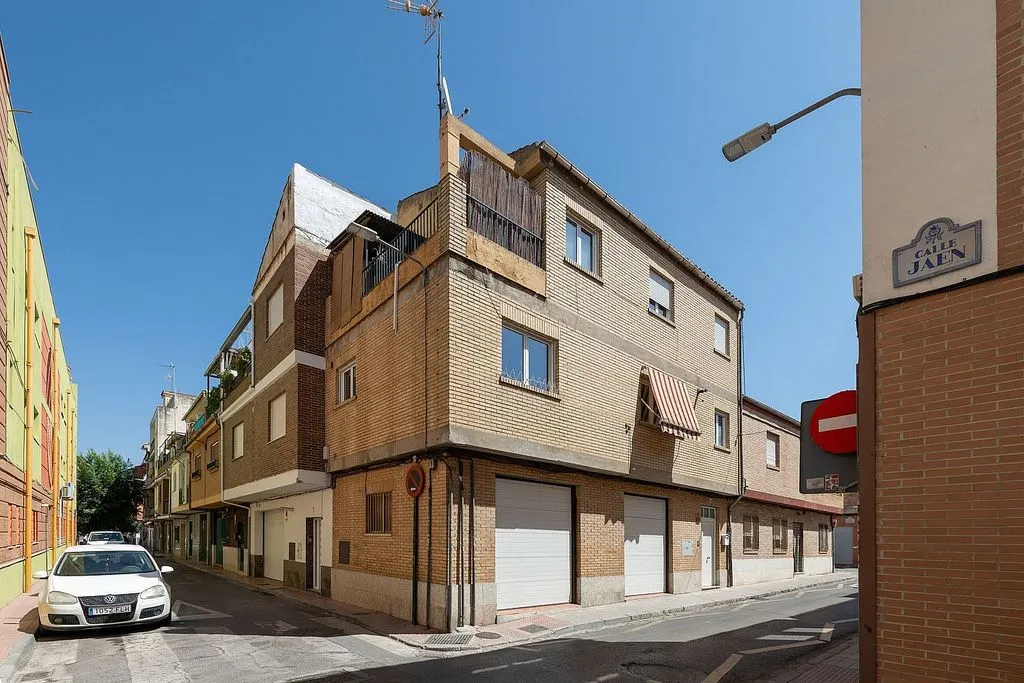 Välivaade - Duplex with Terrace in Xauen Street