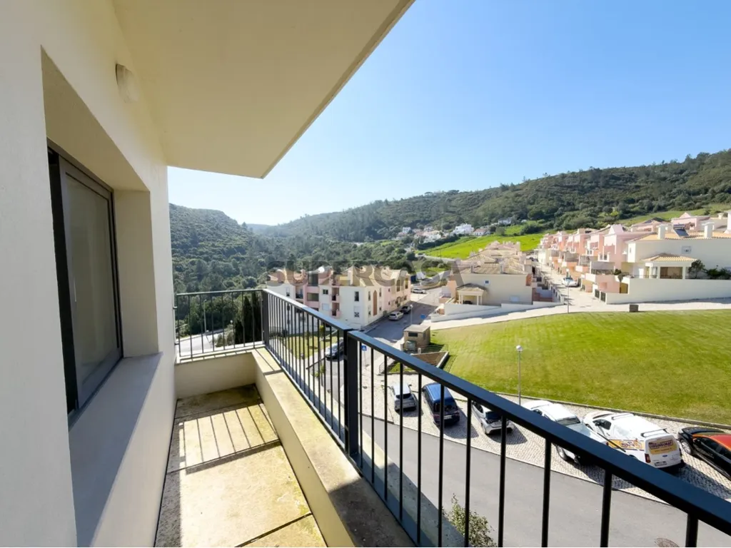 Balcon - Duplex Flat with Sea View in Sesimbra