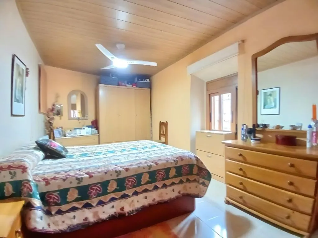 Magamistoad - Chalet with Restaurant in Llorenç del Penedès