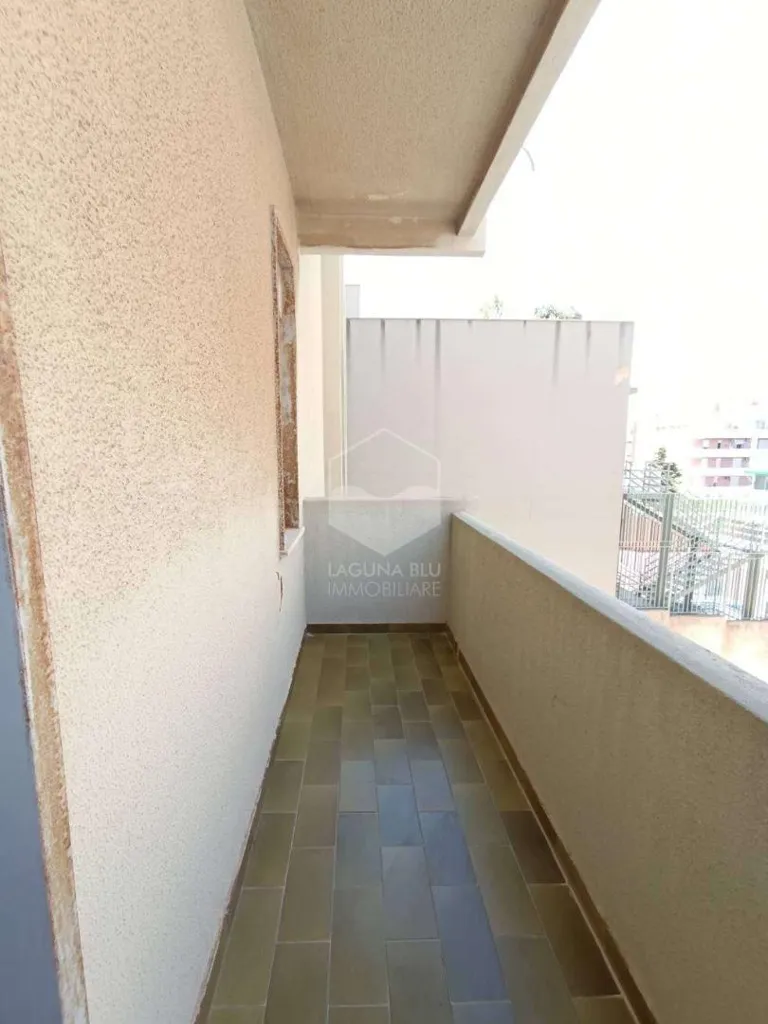 Rõdu - Apartment with Balcony near Marsala Centre
