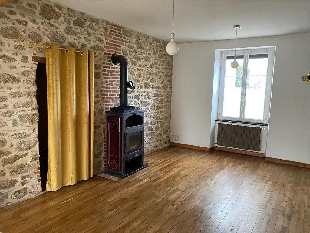 Maison 5 pièces à Chambretaud