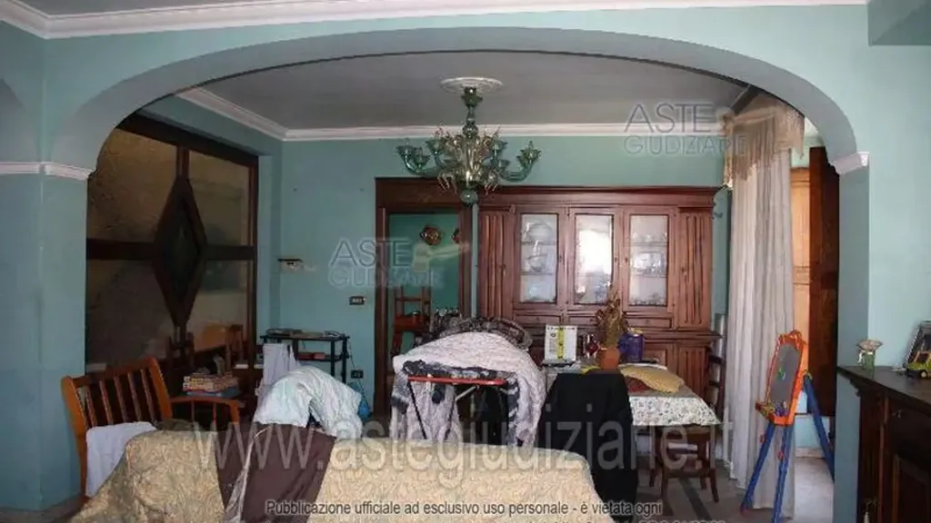Séjour - Residential Property with Attic in Teggiano