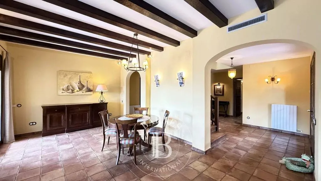 Salle à manger - Luxury Sea-View House in Argentona