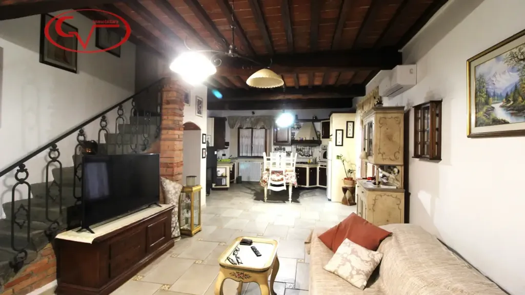 Soggiorno - Villa indipendente con piscina a Terranuova Bracciolini