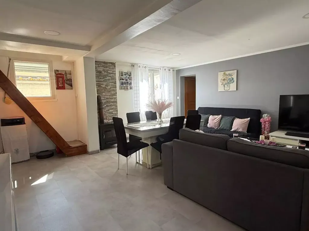 Soggiorno - Charming House with Garden in Argenteuil
