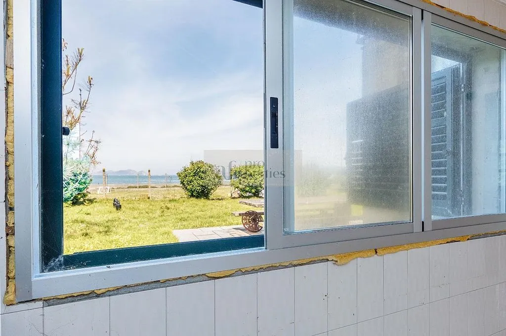 Pièces - Chalet to Renovate in Baiona
