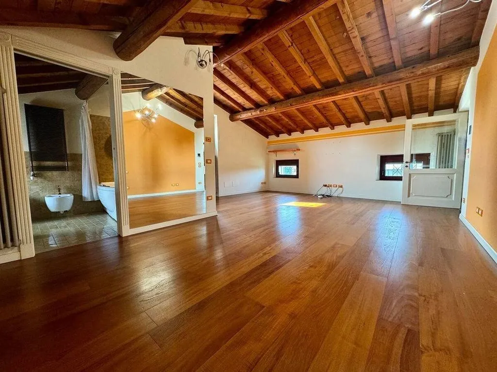 Pièces - Luxury House with Pool in Bussolengo