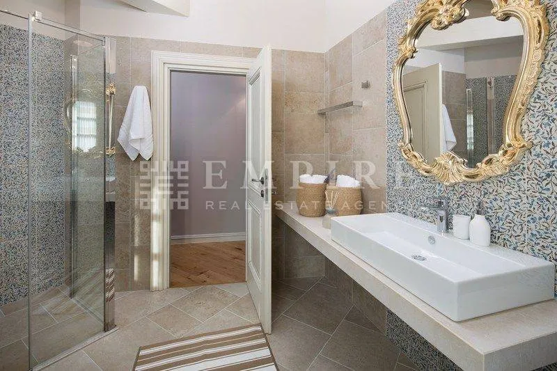 Vannitoad - Luxury Villa with Pool in Kanfanar