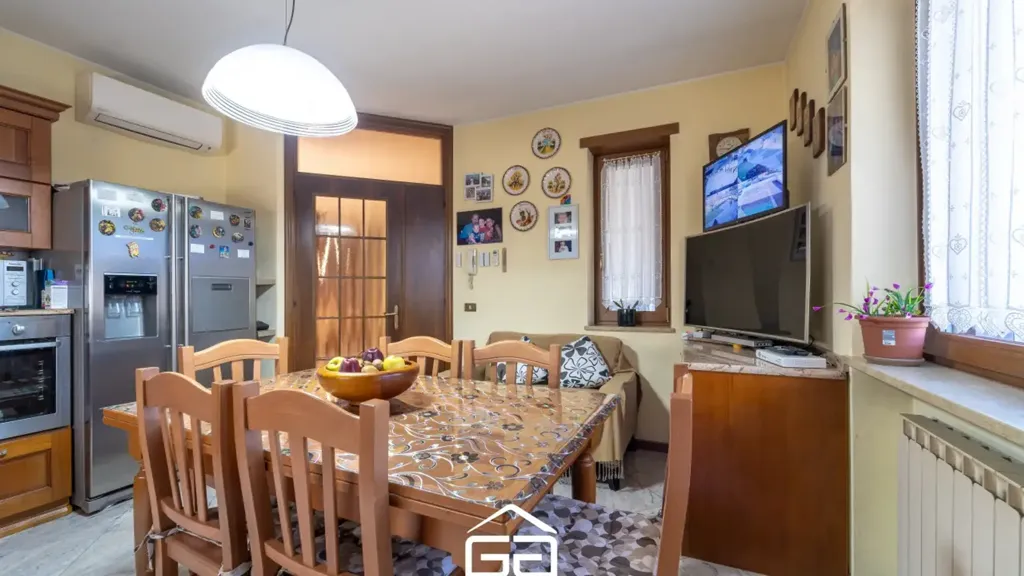 Söögituba - High-Efficiency Villa with Garden in Malo