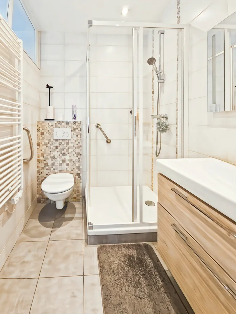 Vannitoad - 2-Bedroom House with Garden in Brie-Comte-Robert