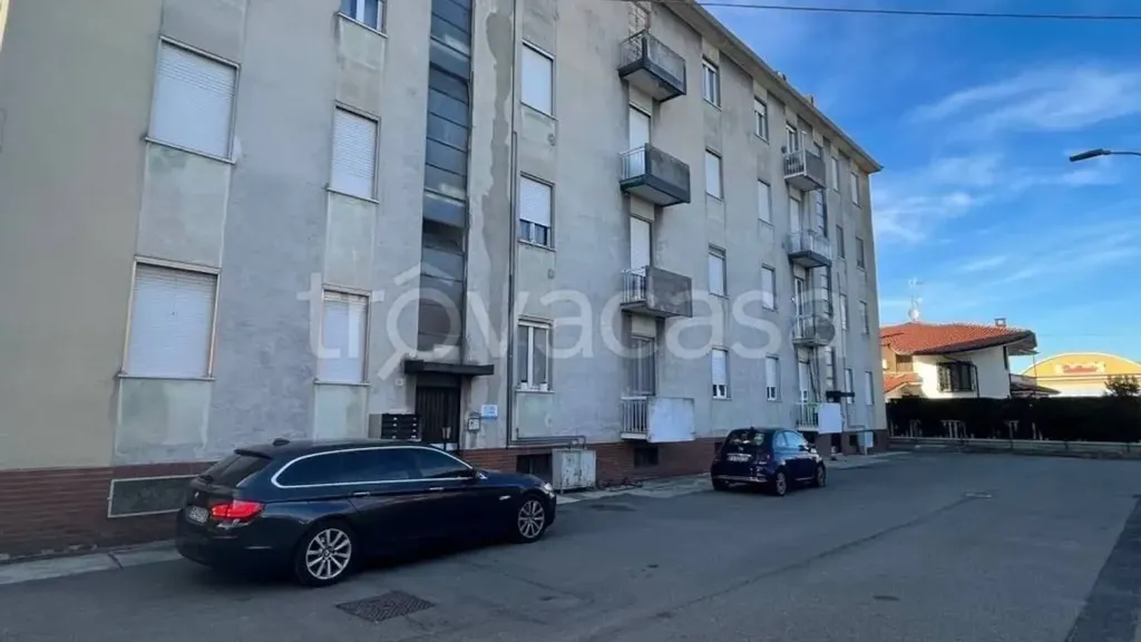 Välivaade - Three-Bedroom Apartment with Central Location in Mede