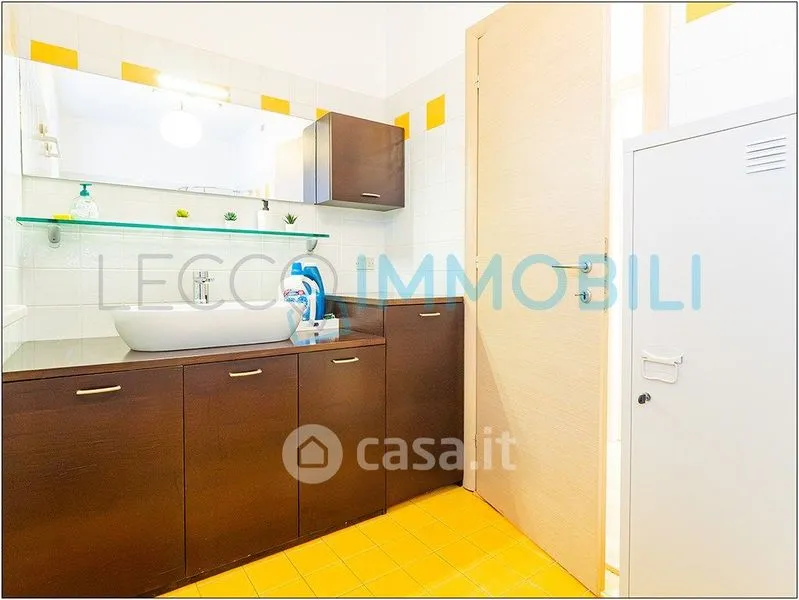Salles de bain - Bright Trilocale with Views in Galbiate